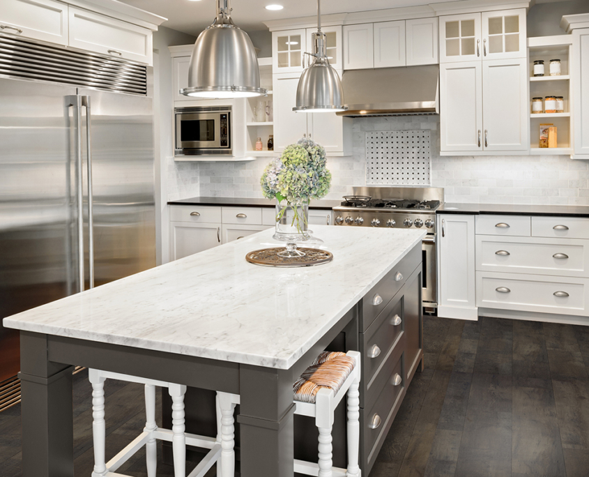 NATIONAL-FLOORING-PRODUCTS-WOOD-AND-LAMINATE-FLOORING-1352 HS-TUF Oak Kitchen Scene