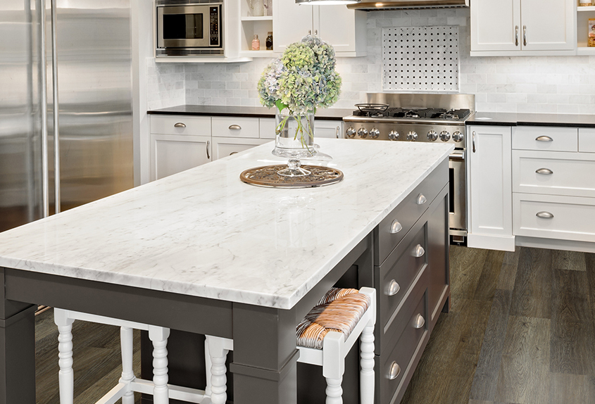 NATIONAL-FLOORING-PRODUCTS-WOOD-AND-LAMINATE-FLOORING-1420 WG-RIG Oak (Cushion) Kitchen Scene