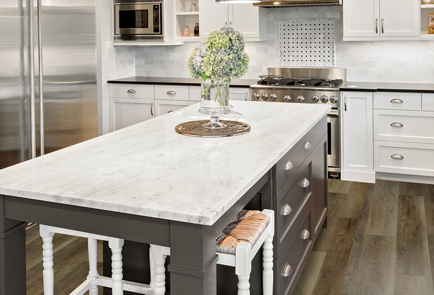 NATIONAL-FLOORING-PRODUCTS-WOOD-AND-LAMINATE-FLOORING-1423 WG-RIG Oak (Cushion) Kitchen Scene